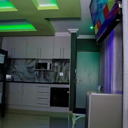 Wise Bird Guest House รัวเดอพวร์ต ภายนอก รูปภาพ